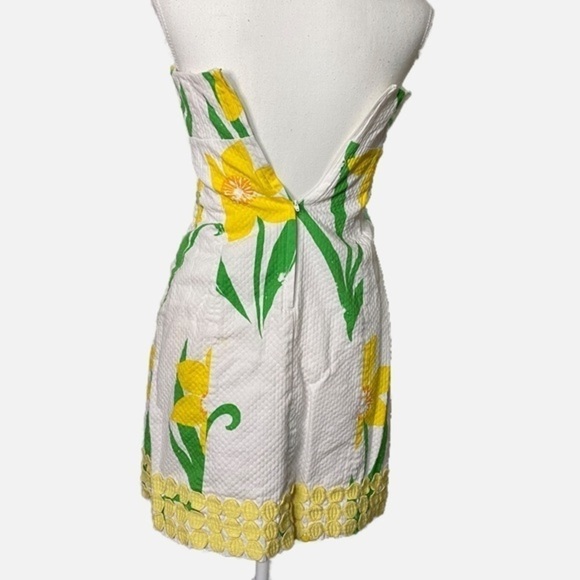LILLY PULITZER Strapless Dress in Daffodil Print with Lace Detailing - Picture 2 of 11